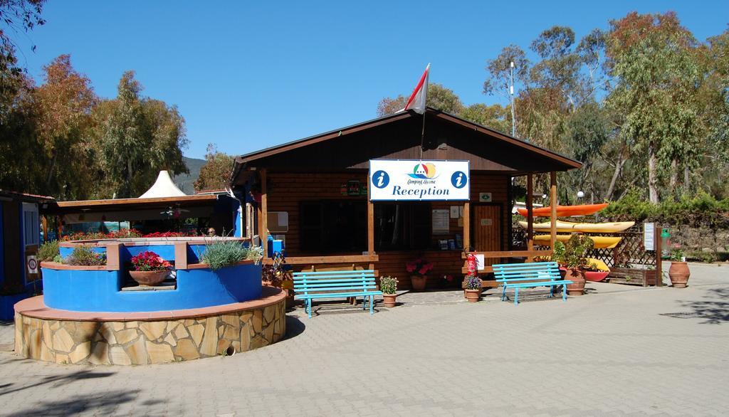 Camping Lacona كابوليفيري المظهر الخارجي الصورة